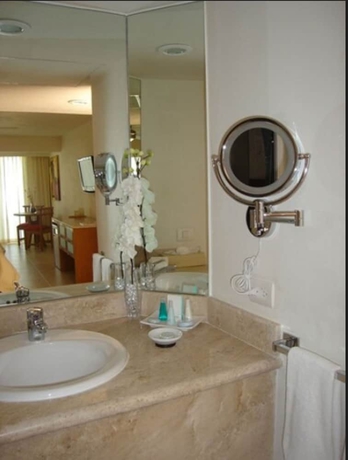 Imagen de la habitación del Hotel Ocean Spa – All Inclusive. Foto 9