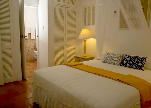 Imagen de la habitación del Hotel Ocean Spray Apartments. Foto 5