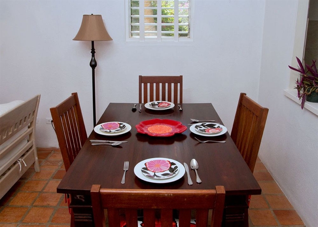 Imagen de la habitación del Hotel Ocean Spray Apartments. Foto 6