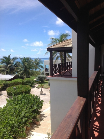 Imagen de la habitación del Hotel Ocean Spray Apartments. Foto 8