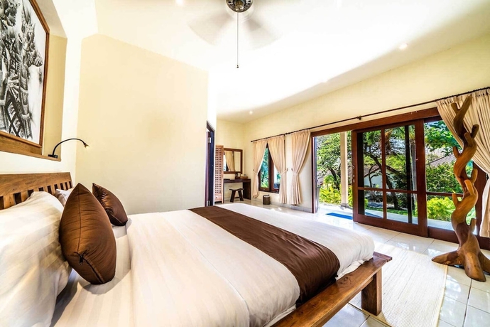 Imagen de la habitación del Hotel Ocean Sun Dive Resort. Foto 12