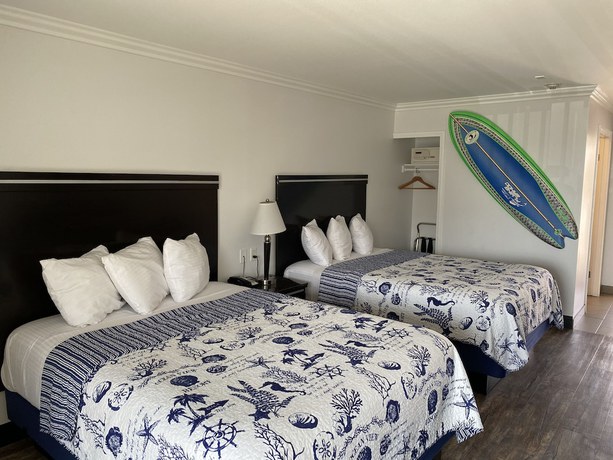 Imagen de la habitación del Hotel Ocean Surf Inn and Suites. Foto 1