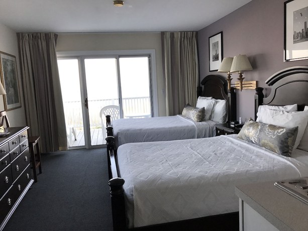 Imagen de la habitación del Hotel Ocean Surf Resort. Foto 5