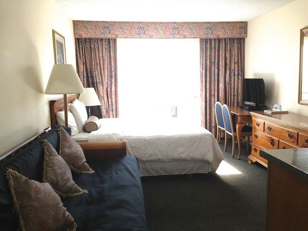 Imagen de la habitación del Hotel Ocean Surf Resort. Foto 8