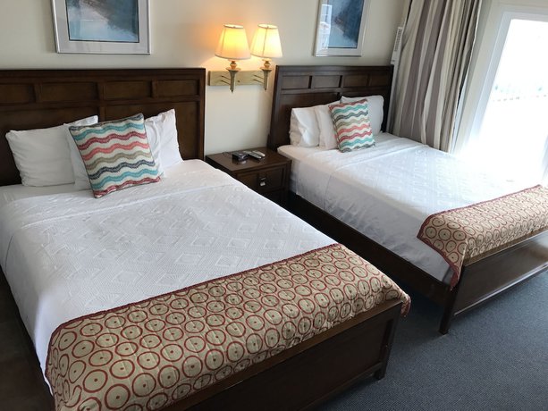 Imagen de la habitación del Hotel Ocean Surf Resort. Foto 13