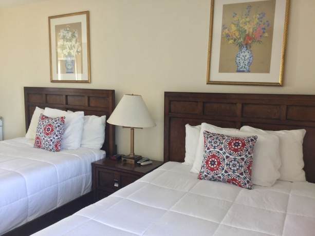 Imagen de la habitación del Hotel Ocean Surf Resort. Foto 16