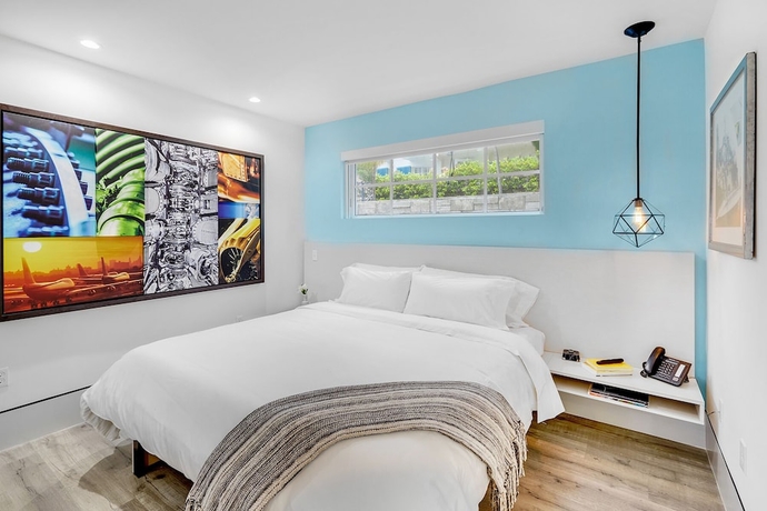 Imagen de la habitación del Hotel Ocean Treasure Beachside Suites. Foto 18