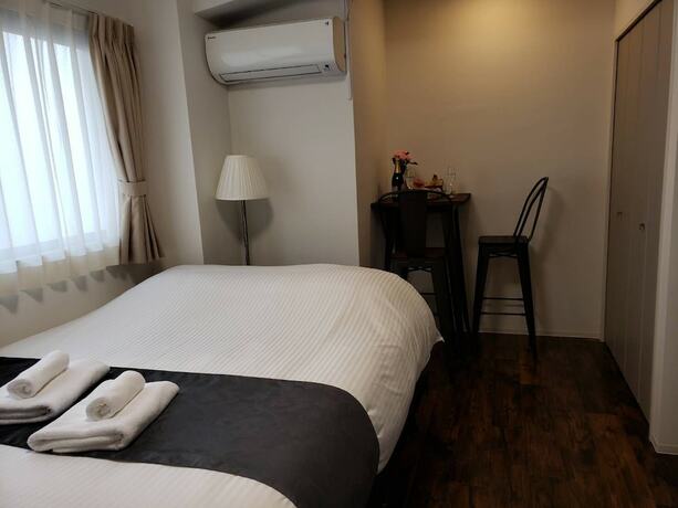 Imagen de la habitación del Hotel Ocean View Araha 201. Foto 30
