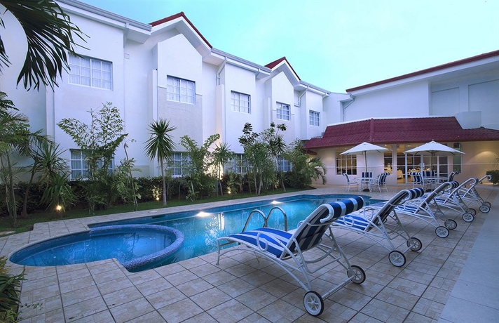 Imagen de la piscina del Hotel Ocean View, Campeche. Foto 6