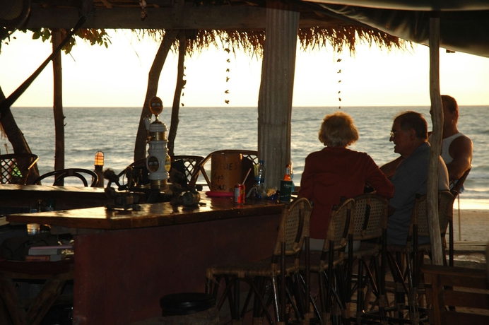 Imagen del bar/restaurante del Hotel Ocean View Resort. Foto 4