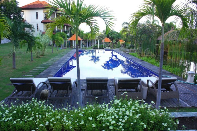 Imagen de la piscina del Hotel Ocean View Tulamben Dive and Resort. Foto 38