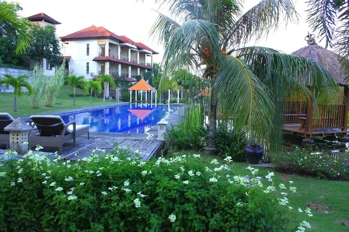 Imagen de la piscina del Hotel Ocean View Tulamben Dive and Resort. Foto 40