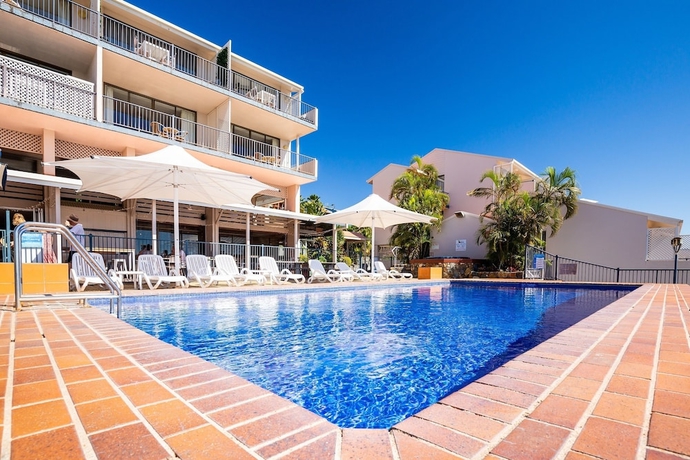 Imagen de la piscina del Hotel Ocean Views 49a. Foto 17