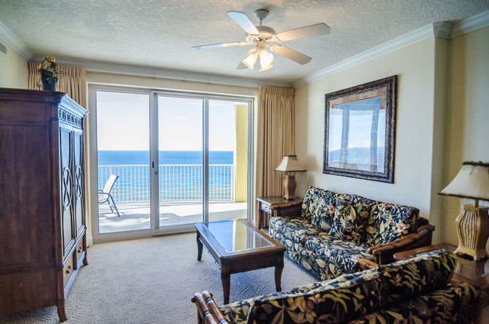 Imagen de los interiores del Hotel Ocean Villa By Royal American Beach Getaways. Foto 14