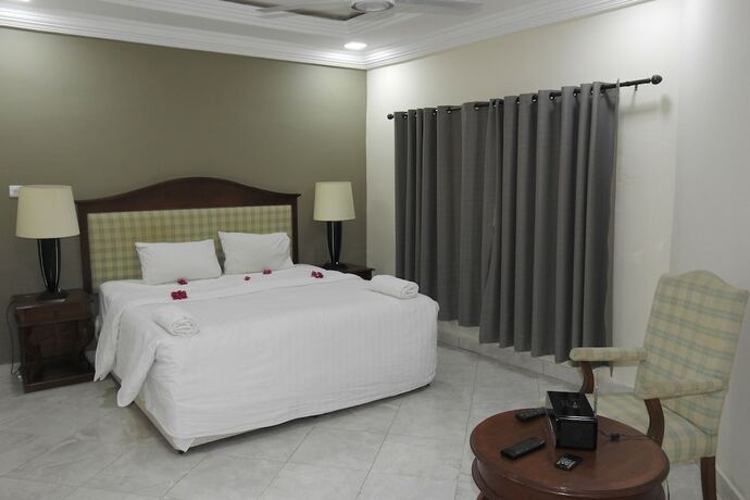 Imagen general del Hotel Ocean Villa Heights. Foto 2