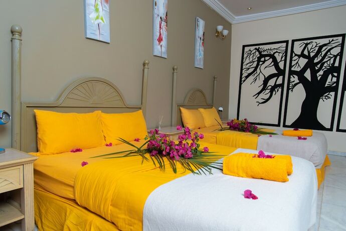 Imagen de la habitación del Hotel Ocean Villa Heights. Foto 17