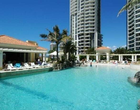 Imagen general del Hotel Ocean and Riverview At Chevron Renaissance. Foto 13