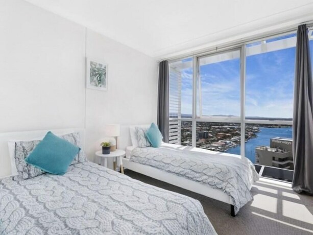 Imagen de la habitación del Hotel Ocean and Riverview At Chevron Renaissance. Foto 19