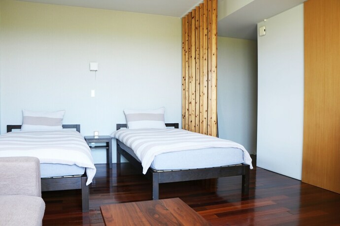 Imagen de la habitación del Hotel OceanVilla Yuninohama. Foto 23