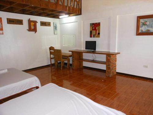 Imagen de la habitación del Hotel Oceana & Beach Resort. Foto 7