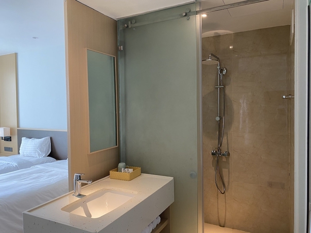 Imagen de la habitación del Hotel Oceanfront Cam Ranh. Foto 18