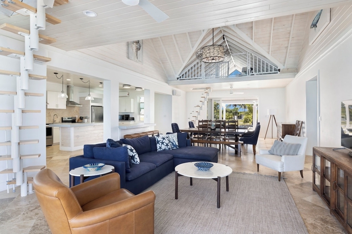 Imagen de los interiores del Hotel Oceanfront Hideaway: Luxurious Retreat With Stunning Views. Foto 15