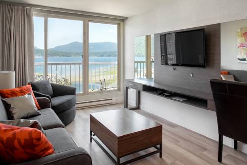 Imagen general del Hotel Oceanfront Suites At Cowichan Bay. Foto 1