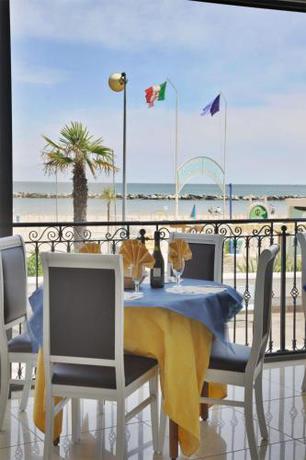 Imagen de la habitación del Hotel Oceania, Bellaria-Igea Marina. Foto 5