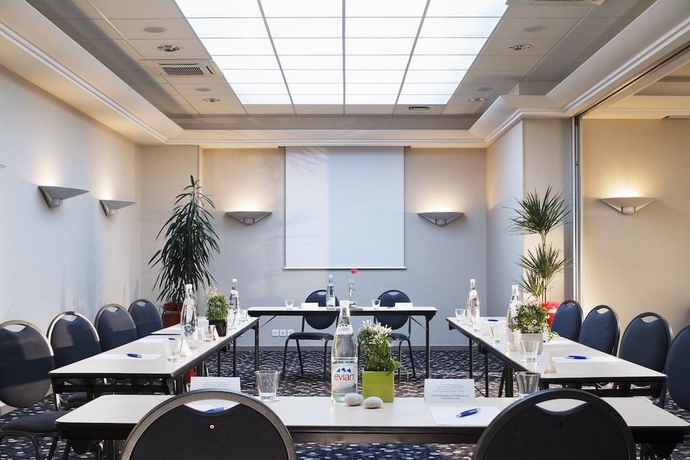 Imagen general del Hotel Oceania Brest Centre. Foto 4