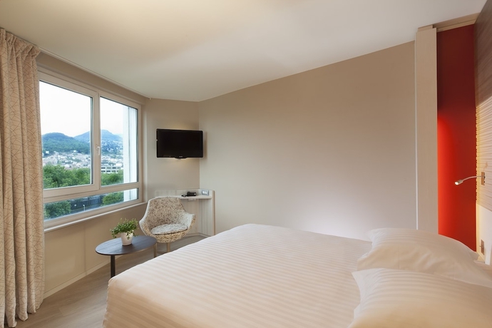 Imagen de la habitación del Hotel Oceania Clermont-ferrand. Foto 10