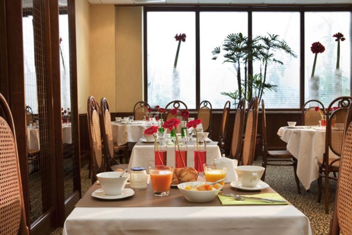 Imagen general del Hotel Oceania Le Conti**** Brest. Foto 11