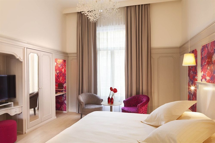 Imagen de la habitación del Hotel Oceania L'univers Tours. Foto 14