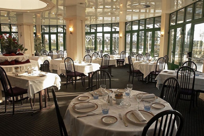 Imagen general del Hotel Oceania Nantes Airport. Foto 7