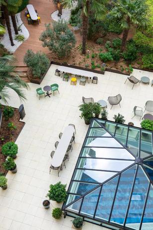 Imagen de los interiores del Hotel Oceania Paris Porte De Versailles. Foto 9