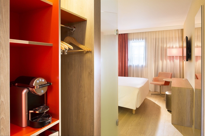 Imagen de la habitación del Hotel Oceania Paris Roissy Cdg. Foto 4