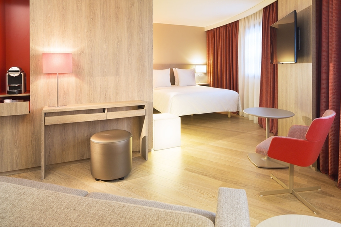 Imagen de los interiores del Hotel Oceania Paris Roissy Cdg. Foto 15