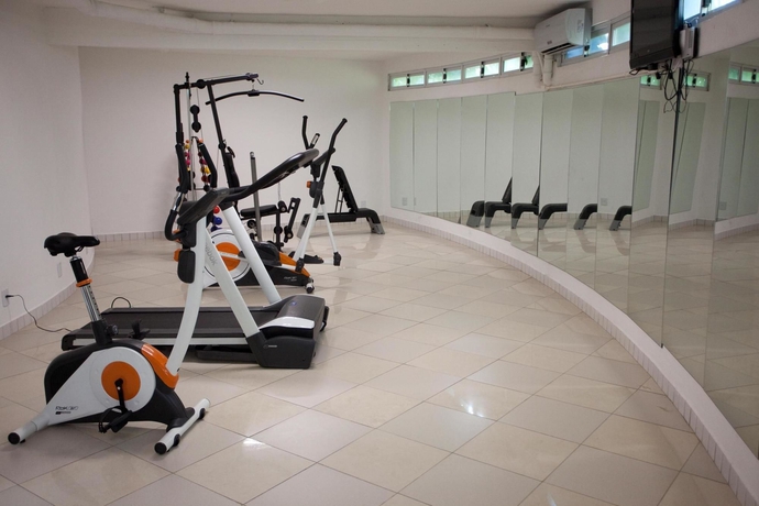 Imagen de los interiores del Hotel Oceania Park Spa and Convention Center. Foto 12