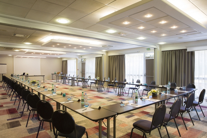 Imagen de los interiores del Hotel Oceania Quimper. Foto 9