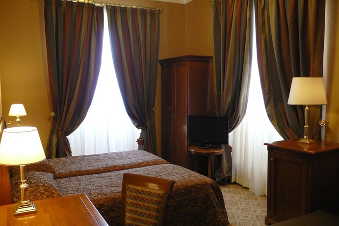 Imagen de los interiores del Hotel Oceania, Via Veneto. Foto 6