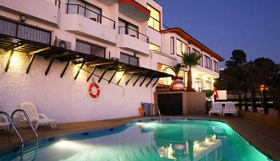 Imagen de la piscina del Hotel Oceanic. Foto 8