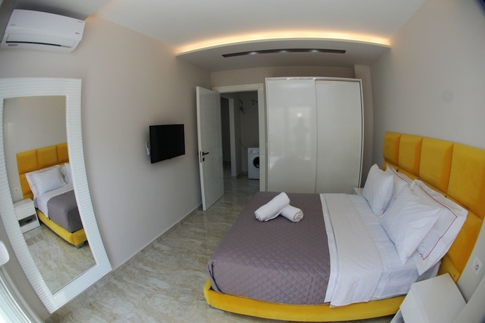 Imagen de la habitación del Hotel Oceanic Luxury Apartments. Foto 2