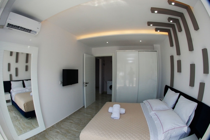 Imagen de la habitación del Hotel Oceanic Luxury Apartments. Foto 13