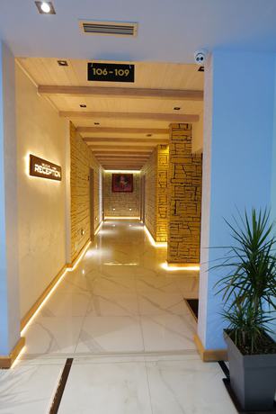 Imagen de los interiores del Hotel Oceanic Overview Suites. Foto 15