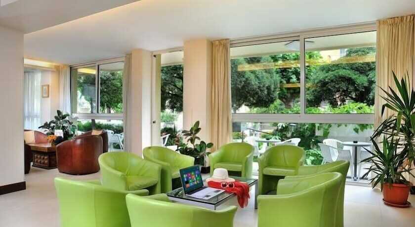Imagen general del Hotel Oceanic, Rimini. Foto 10