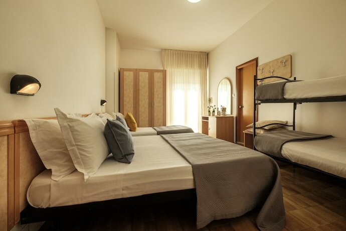 Imagen de la habitación del Hotel Oceanic, Rimini. Foto 19