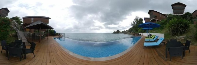 Imagen de la piscina del Hotel Oceanica Resort Seychelles. Foto 18