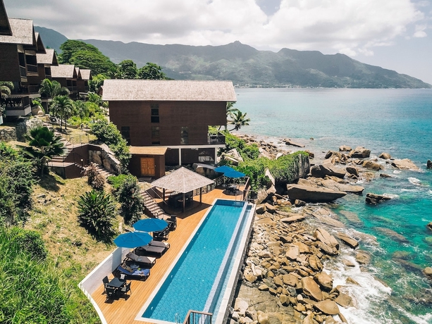 Imagen de la piscina del Hotel Oceanica Resort Seychelles. Foto 19