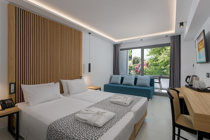 Imagen de la habitación del Hotel Oceanis Beach. Foto 4