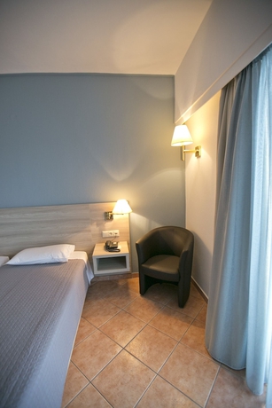 Imagen de la habitación del Hotel Oceanis Kavala. Foto 3