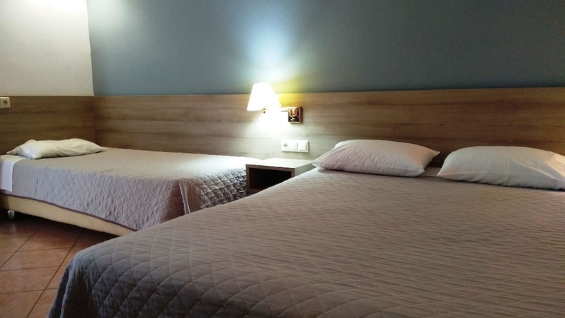 Imagen de la habitación del Hotel Oceanis Kavala. Foto 17